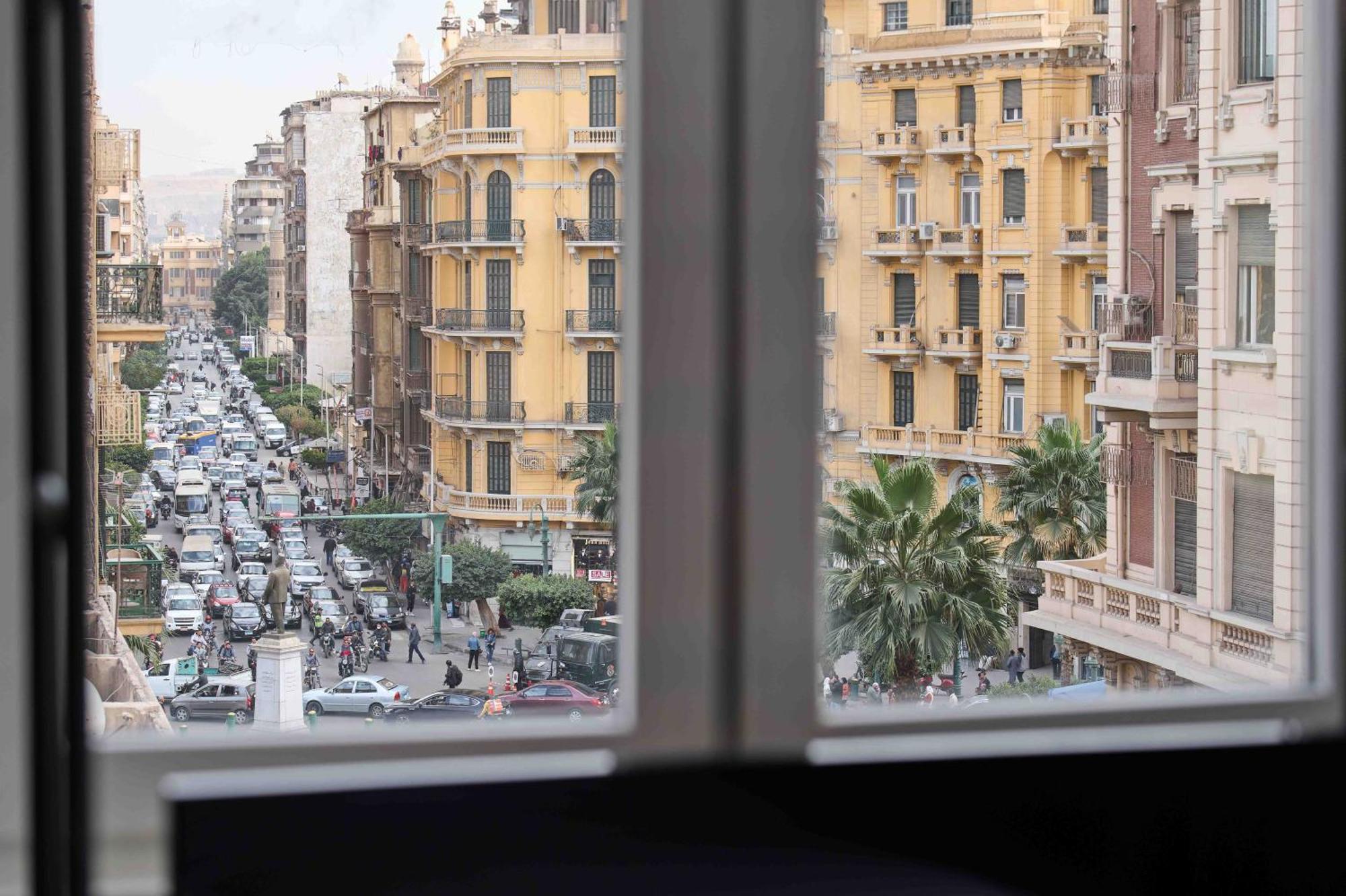 Brassbell L Dt L Hannaux L Tahrir Sq Caïro Buitenkant foto